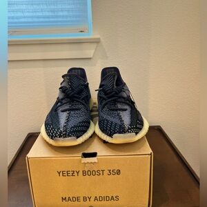 Yeezy boost 350 low carbon. Very lightly used size 8.